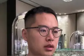 想买梵克雅宝四叶草？ 那这条你真的要看#奢侈品 #大牌 #梵克雅宝 #搞笑 #吐槽