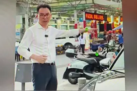 “等你开上霍希的时候 一定不要忘了接回曾经 自卑的自己”#奥迪a8霍希版 #霍希 #dou是好车