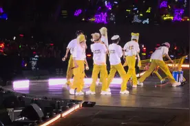 时代少年团5.4重庆演唱会打闹+爆米花超清小宝屁股版