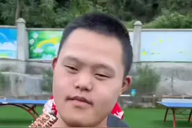 #蒋老师的饼 #看一次笑一次 #看完不笑算我输视频封面