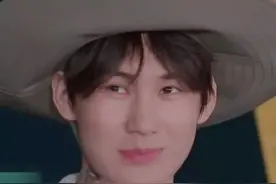 时代峰峻还是太超前了，李飞说暑假将开启家族打歌舞台#时代峰峻#top登陆少年#tfing#tf家族 #tf家族四代视频封面