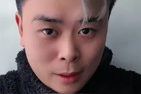 名牌了，它已经超脱st范畴了 #股票#st股票#st华通#世纪华通#deepseek视频封面