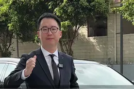 宝马7系，少爷您觉得怎么样？#宝马 #宝马7系 #迈巴赫黄彬视频封面