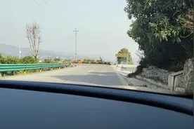 恩施-武汉方向G50沪渝高速堵死，318国道也不好走哇