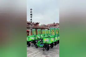 朴朴，这很泉州#初来乍到朴朴超市求关罩 #朴朴超市泉州开业 #打工人想发财过这关 #百人齐聚泉州关岳庙上香讨彩头视频封面