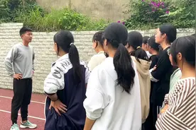 800米这样练，一段时间你要能跟上这速度，绝对满分。#中考体育