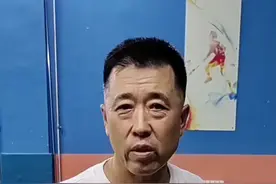 被力量大的人抓住手臂，会助力也能轻松脱手#格斗 #防身术 #擒拿 #拳击