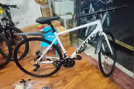 今天店里来一个组装自行车的活，客户网购的捷安特公路车视频封面