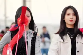 潮汕挑花篮 #潮汕民俗文化 #潮汕女孩 #潮汕挑花篮 #担花篮 #dou来广东百千万 @桃子 @Ẏo7ii