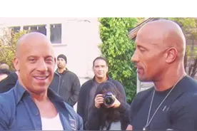 #巨石强森 与#范迪塞尔 和解？外媒消息：#巨石强森 将重回《#速度与激情 》系列，并在#速度与激情10 片尾彩蛋亮相！