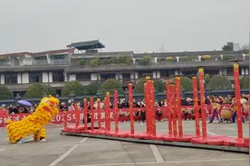 春节发源地阆中古城龙狮舞贺春节4#龙腾中国 舞动新春 #舞龙舞狮视频封面