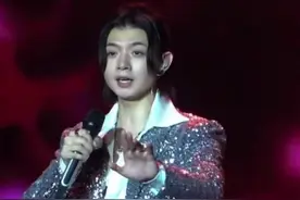 霍尊京剧版红颜劫。#演唱会现场 #戏腔 #好歌推荐