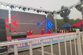 第二次登台的小仔#点亮世界点亮你 #汗水不会辜负你视频封面