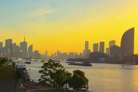 抖音平台的这个板块近几天空前活跃。   组合互相关注视频封面