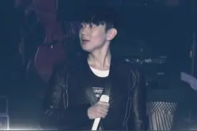 前奏响起，真的绷不住，当年这首歌有多火懂的人都懂！青春真的走了！#音乐#经典音乐#林俊杰 #江南