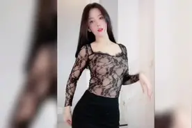 #魔性扭胯舞 #热门音乐🔥 #翘臀美臀 #完美身材