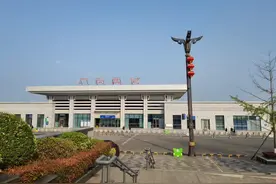 广汉市，中国四川省下辖县级市，由德阳市代管