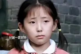 在那个没有卷发棒的年纪，女孩教你怎么烫空气刘海#短剧追到爽