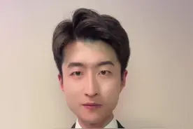 太机智了！女子深夜报警称“停电了”，民警秒懂！#女子深夜报警称家中停电 #接警员 #主播说新闻