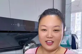 姐妹们你们催了好久的酱泡黄瓜来了，喜欢的可以一起做起来#普通的饭菜都是家的味道 #家常腌黄瓜简单做法 #开胃菜