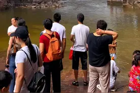 天柱沟大峡谷，免门票，免停车费。周边景点：齐王寨，秋沟，香木河，上腊江。#自驾游 #旅行推荐官 #好山好水好风景 #太行山风景 #周边游