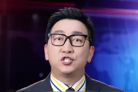 喜极而泣！打破“0诅咒”进了首球！常州球迷真·“过年了”！#苏超常州早就赢麻了 #点亮常州