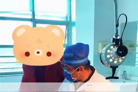 万万没想到感冒发烧，导致嗓子哑，发不出声音。#咽喉炎 #嗓子哑 #发不出声音 #耳鼻喉刘军视频封面