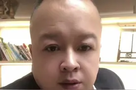 #相宜 为什么总是招黑，甚至不慎露腿都被放大，可能她之前做题习惯有关，也就是说任何人的劝阻都不能让相宜大彻大悟，真正让相宜如梦初醒看透人情世故的只有经历吃亏后悔受伤，才能破茧而出展翅高飞！#相宜直播回放 #相宜裙子后续 #抵制网络暴力视频封面