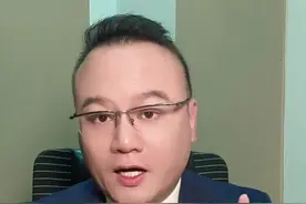 女子一年半从270斤减到128斤，当事人：减肥的动力来自女儿 #大体重减肥 #女子一年半从270斤瘦到128斤 #励志减肥 #热评视频封面