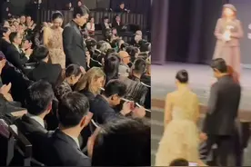 大长今李英爱出席亚洲电影大奖，53岁仍然娇俏秀美。#現场实拍视频封面