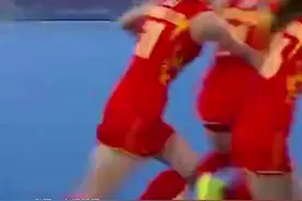 #这届奥运中国女曲队含川量太高了 19个队员里有10个川妹子！ 8月8日，乐山籍队员的启蒙教练介绍，四川女曲连续两届全运会都拿下冠军！视频封面