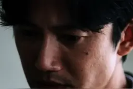 恭喜吴慷仁 签约 壹心娱乐！前不久和 孙俪主演的悬疑剧《执迷》已开机！金马影帝 勇闯 内娱！不能更期待了！#吴慷仁