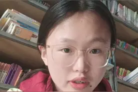 谁懂小铁丝的救赎感#腼腆害羞内向社恐文静小女生 #杨呲牙 #老实人社恐内向文明温柔小姑娘 #搞笑#抽象视频封面