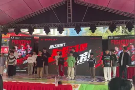 公鸡咯咯达🐔