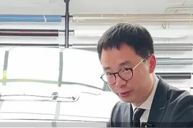 福特野马Dark Horse！国内最便宜的V8跑车！#福特野马 #迈巴赫黄彬