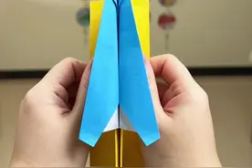 弹射起步！教你用卡纸和皮筋，做好玩的弹射纸飞机#手工diy #折纸 #纸飞机