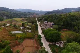 骑电三轮旅行，信阳大山里溜达，逛免费景区#骑行 #户外 #穷游