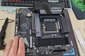 技嘉B760M电竞雕视频封面