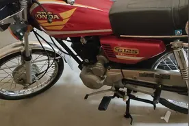 转让2017年4月份上牌的五羊本田CG125-3A摩托车一辆，手续齐全视频封面