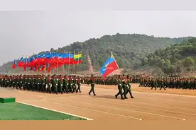 佤邦在并入缅甸后，为何依然说汉语，发行汉字，使用人民币？视频封面