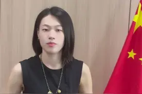 陪酒被拒，男子拿起U型锁击打女子头部，事后竟未受伤？轻伤重伤在伤情鉴定中如何分辨，律师来解答 #警方回应女孩拒绝陪酒被男子暴打#海口律师 #律师 #法律科普 #打人事件视频封面