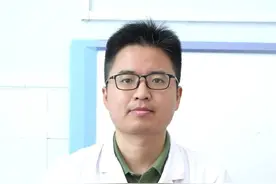 这些舞蹈工作有致残风险，你知道吗#脊柱侧弯 #医途暖光 #科普一下 #硬核健康科普dou来说 #患者故事视频封面