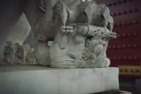 国产大型豪华硬派越野旗舰坦克700 Hi4-T在2月26日正式发布上市