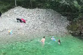 #家乡美景随拍 #清澈见底的水 #避暑胜地 #山间小溪 #美在山水间 开化王山水库，亲朋好友休闲好去处，烧烤野餐戏水视频封面