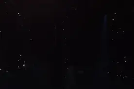 李健北京演唱会远距离余音绕梁《假如爱有天意》 终于听到现场版了 我哭死.#李健 #李健北京演唱会 #李健假如爱有天意 #李健歌曲推荐 #假如爱有天意视频封面