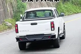 你的皮卡改不了30年报废 #皮卡大玩家 #长城炮 #福特猛禽 #江铃大道视频封面