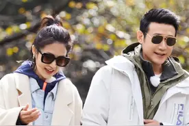 #陆毅鲍蕾 他们从大学校服到礼堂婚纱，相恋近30年，真是娱乐圈模范夫妻#悠悠明星优选 #明星故事 @DOU+小助手视频封面