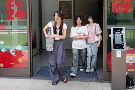 三个人的友谊总有一个是多余的#姐姐视频封面