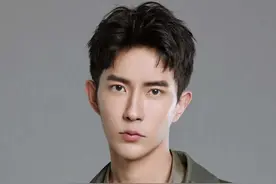 #演员于朦胧被传坠楼 ，朋友称其手机关机，微信不回！知情人士：等官方消息