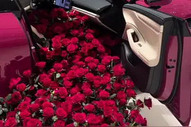 一激动还是定了😂，Su7 Max璀璨洋红➕米灰色内饰➕梅花轮毂，你们说好看不#小米汽车 #小米su7